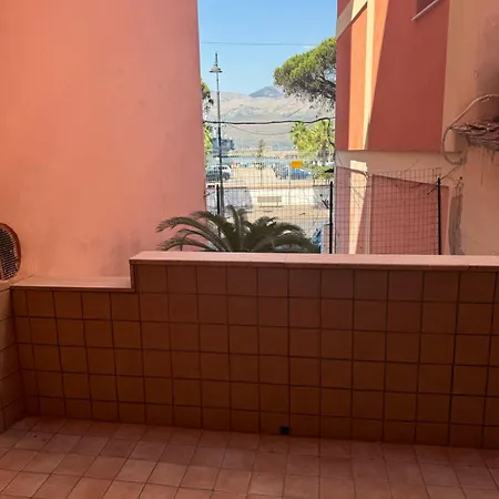 Dimora Mediterranea Apartamento *